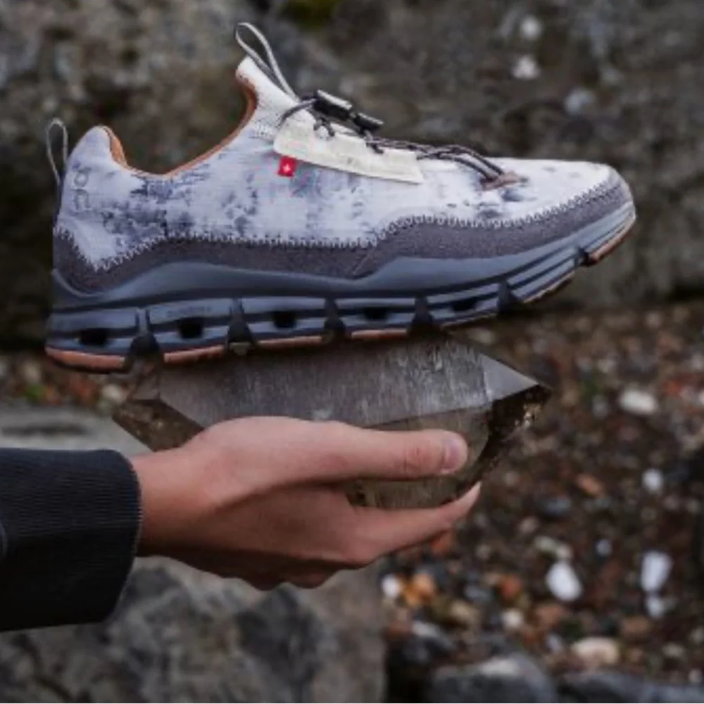 On Cloudaway Smoky Quartz Sneakers/Trail/Run/walk - Picture 3 of 10